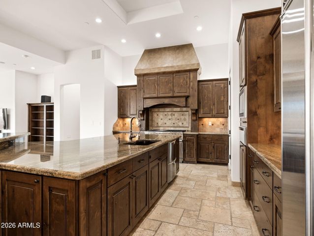 10130 N PALISADES Boulevard, Fountain Hills, AZ 85268