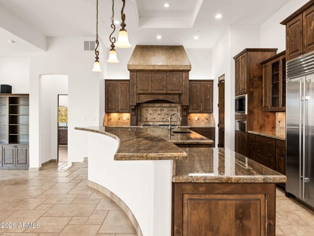 10130 N PALISADES Boulevard, Fountain Hills, AZ 85268