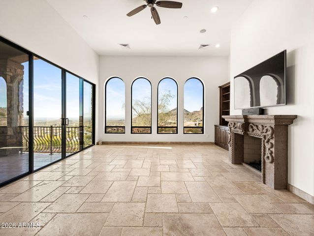 10130 N PALISADES Boulevard, Fountain Hills, AZ 85268