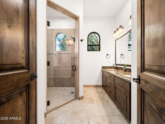 10130 N PALISADES Boulevard, Fountain Hills, AZ 85268