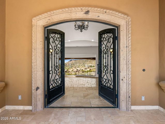 10130 N PALISADES Boulevard, Fountain Hills, AZ 85268