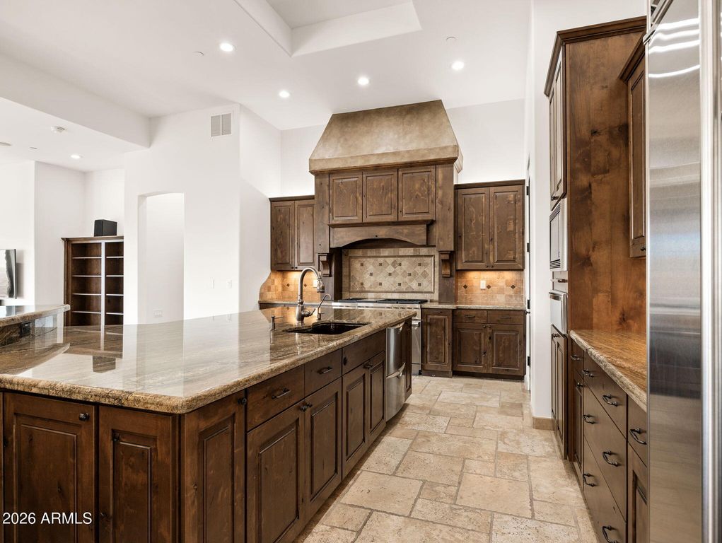 Image 24 of property listing at 10130 N PALISADES Boulevard, Fountain Hills, AZ 85268