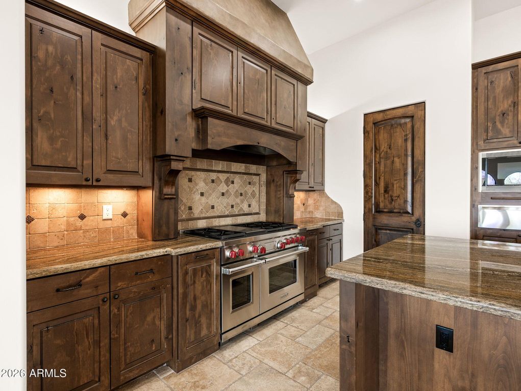 Image 28 of property listing at 10130 N PALISADES Boulevard, Fountain Hills, AZ 85268