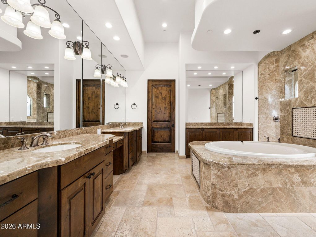 Image 42 of property listing at 10130 N PALISADES Boulevard, Fountain Hills, AZ 85268