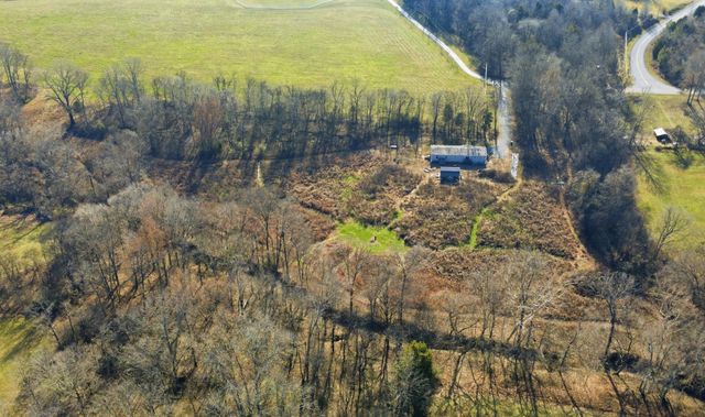 2535 Toler Ct, Woodlawn, TN 37191