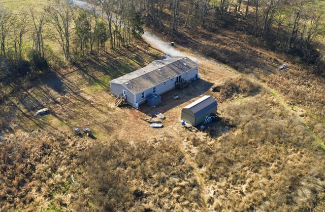 2535 Toler Ct, Woodlawn, TN 37191