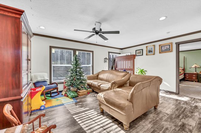 2535 Toler Ct, Woodlawn, TN 37191