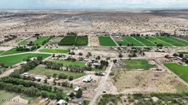 1125 Worsham Road, Socorro, TX 79927