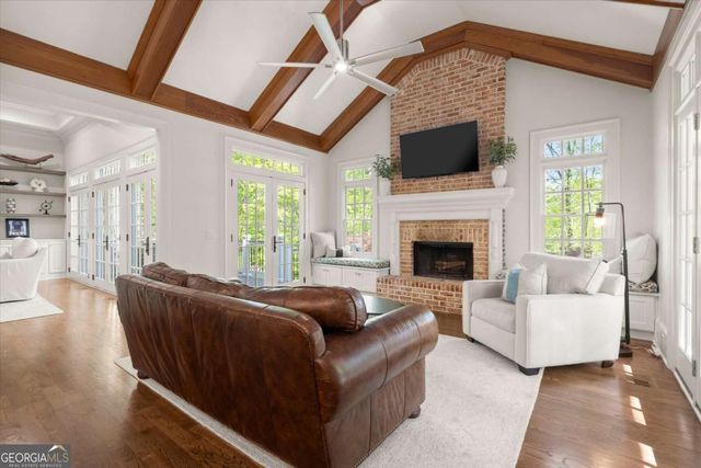 110 Old Barn Court, Alpharetta, GA 30004
