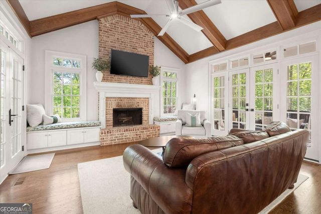 110 Old Barn Court, Alpharetta, GA 30004