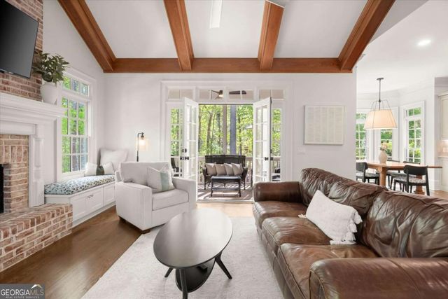110 Old Barn Court, Alpharetta, GA 30004