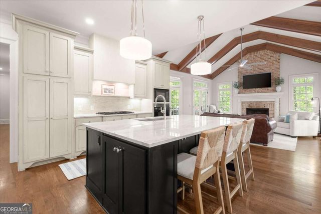 110 Old Barn Court, Alpharetta, GA 30004