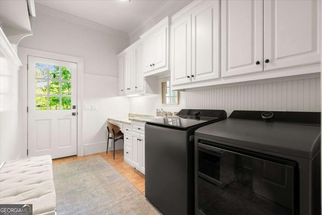 110 Old Barn Court, Alpharetta, GA 30004