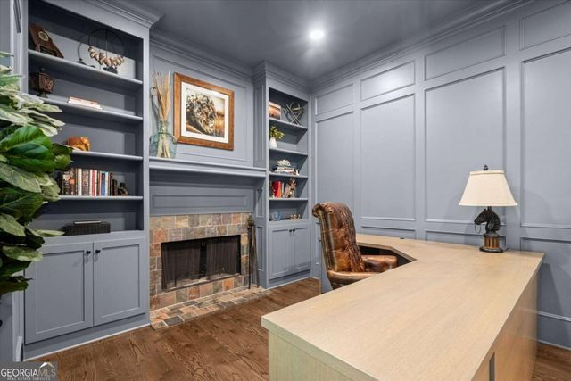 110 Old Barn Court, Alpharetta, GA 30004