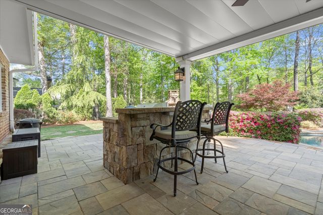 110 Old Barn Court, Alpharetta, GA 30004