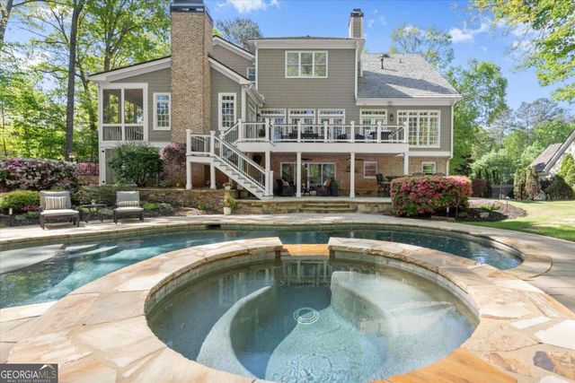 110 Old Barn Court, Alpharetta, GA 30004