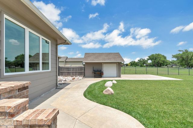 6628 S Hydraulic, Wichita, KS 67216