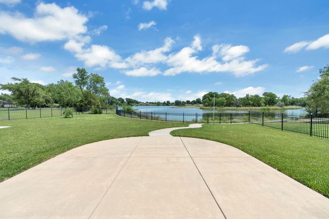6628 S Hydraulic, Wichita, KS 67216