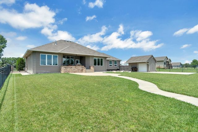 6628 S Hydraulic, Wichita, KS 67216