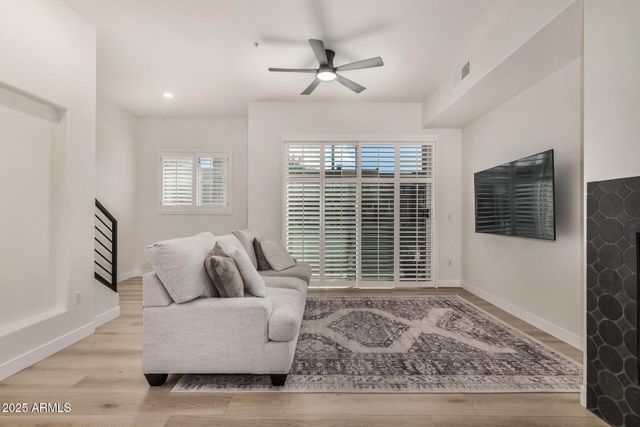 6745 N 93RD Avenue 1113, Glendale, AZ 85305