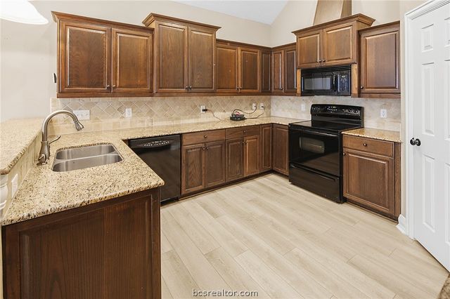 932 Dove Landing Avenue, College Station, TX 77845