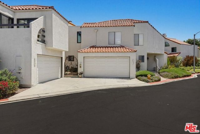 4225 Andros Circle, Huntington Beach, CA 92649