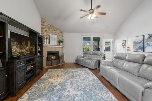 3504 Foxfield Trail, Mckinney, TX 75071