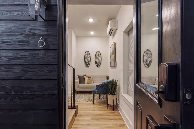 605 E 55th ST 6, Austin, TX 78751