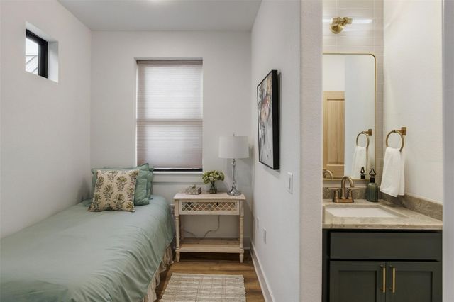 605 E 55th ST 6, Austin, TX 78751