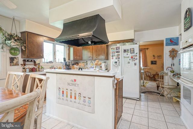 126 HENFIELD AVE, Cherry Hill, NJ 08003