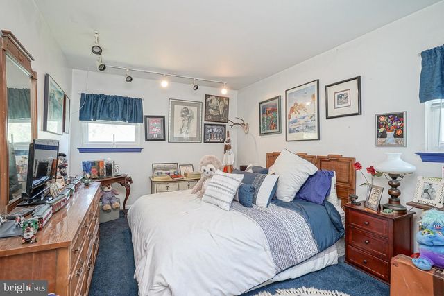 126 HENFIELD AVE, Cherry Hill, NJ 08003