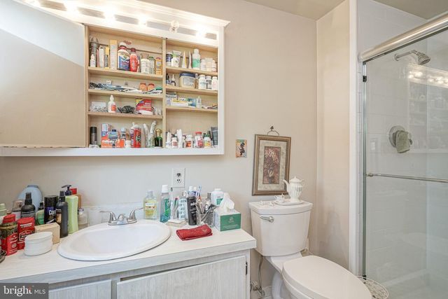 126 HENFIELD AVE, Cherry Hill, NJ 08003