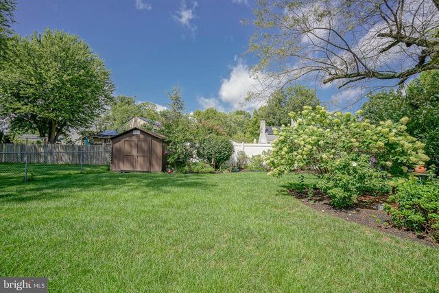 126 HENFIELD AVE, Cherry Hill, NJ 08003