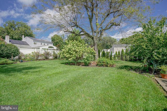 126 HENFIELD AVE, Cherry Hill, NJ 08003