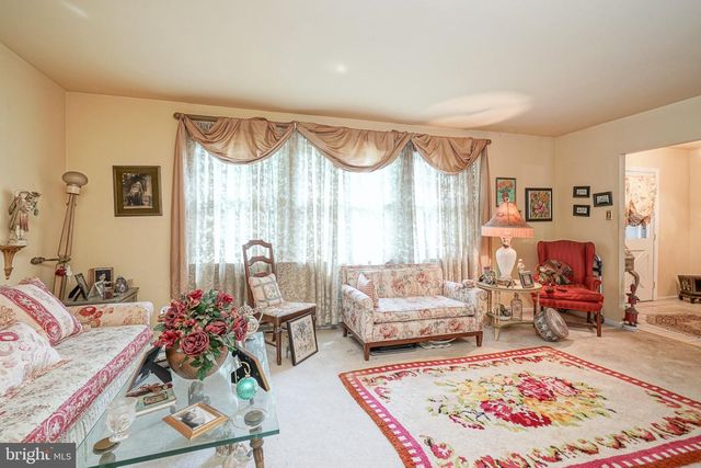 126 HENFIELD AVE, Cherry Hill, NJ 08003