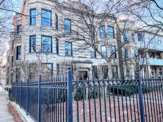 3212 W ALTGELD Street 3, Chicago, IL 60647