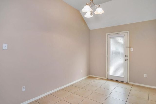 5212 Westheimer Road, Fort Worth, TX 76244