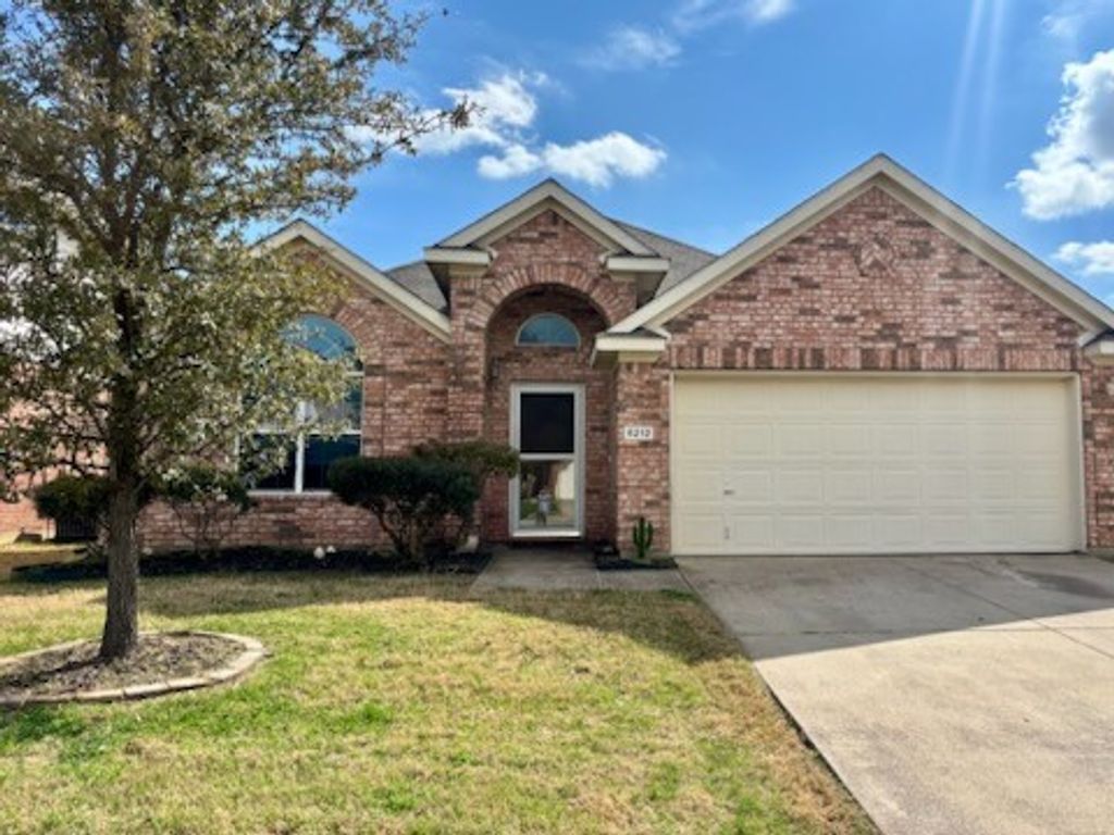 5212 Westheimer Road, Fort Worth, TX 76244