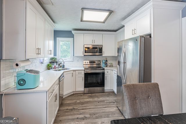 322 Royal Oaks Drive, Winder, GA 30680