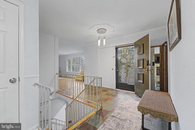 3706 QUAINT ACRES CIR, Falls Church, VA 22041