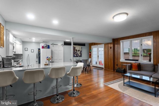 3706 QUAINT ACRES CIR, Falls Church, VA 22041