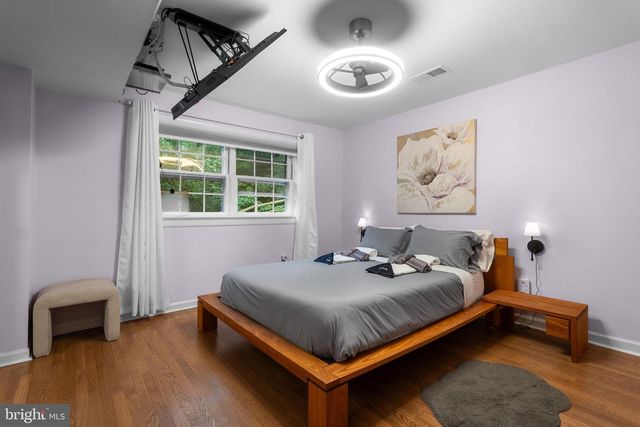 3706 QUAINT ACRES CIR, Falls Church, VA 22041