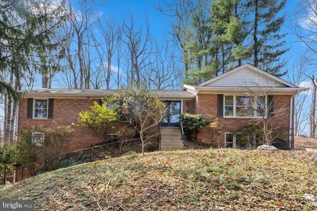 3706 QUAINT ACRES CIR, Falls Church, VA 22041