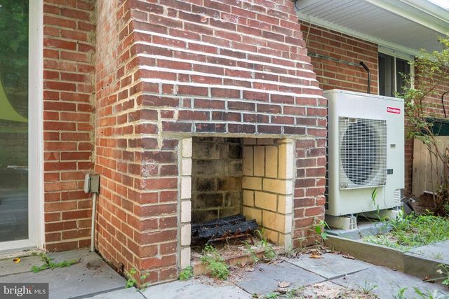 3706 QUAINT ACRES CIR, Falls Church, VA 22041