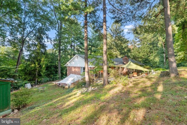 3706 QUAINT ACRES CIR, Falls Church, VA 22041