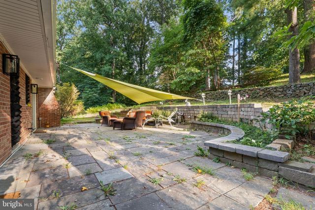 3706 QUAINT ACRES CIR, Falls Church, VA 22041