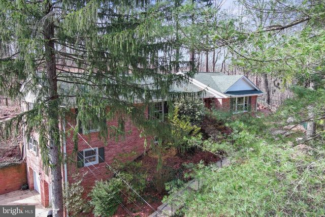 3706 QUAINT ACRES CIR, Falls Church, VA 22041