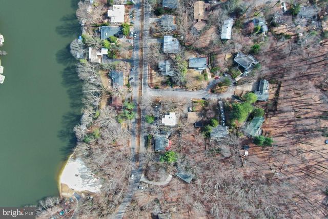 3706 QUAINT ACRES CIR, Falls Church, VA 22041