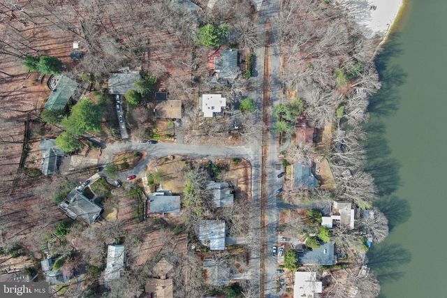 3706 QUAINT ACRES CIR, Falls Church, VA 22041