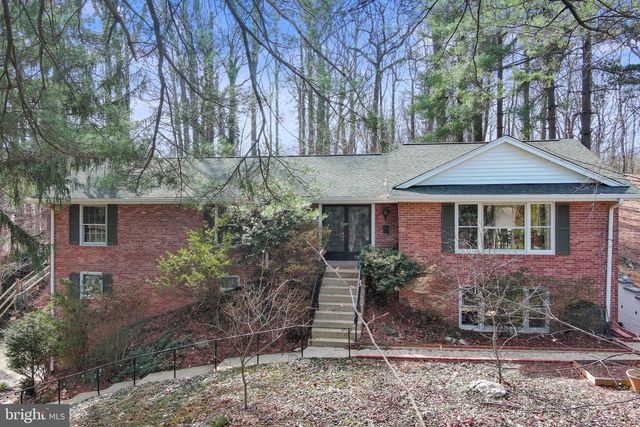 3706 QUAINT ACRES CIR, Falls Church, VA 22041